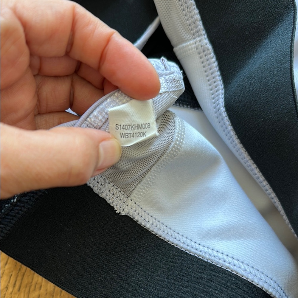 New Balance Racerback Sports Bra - Picture 4 of 7